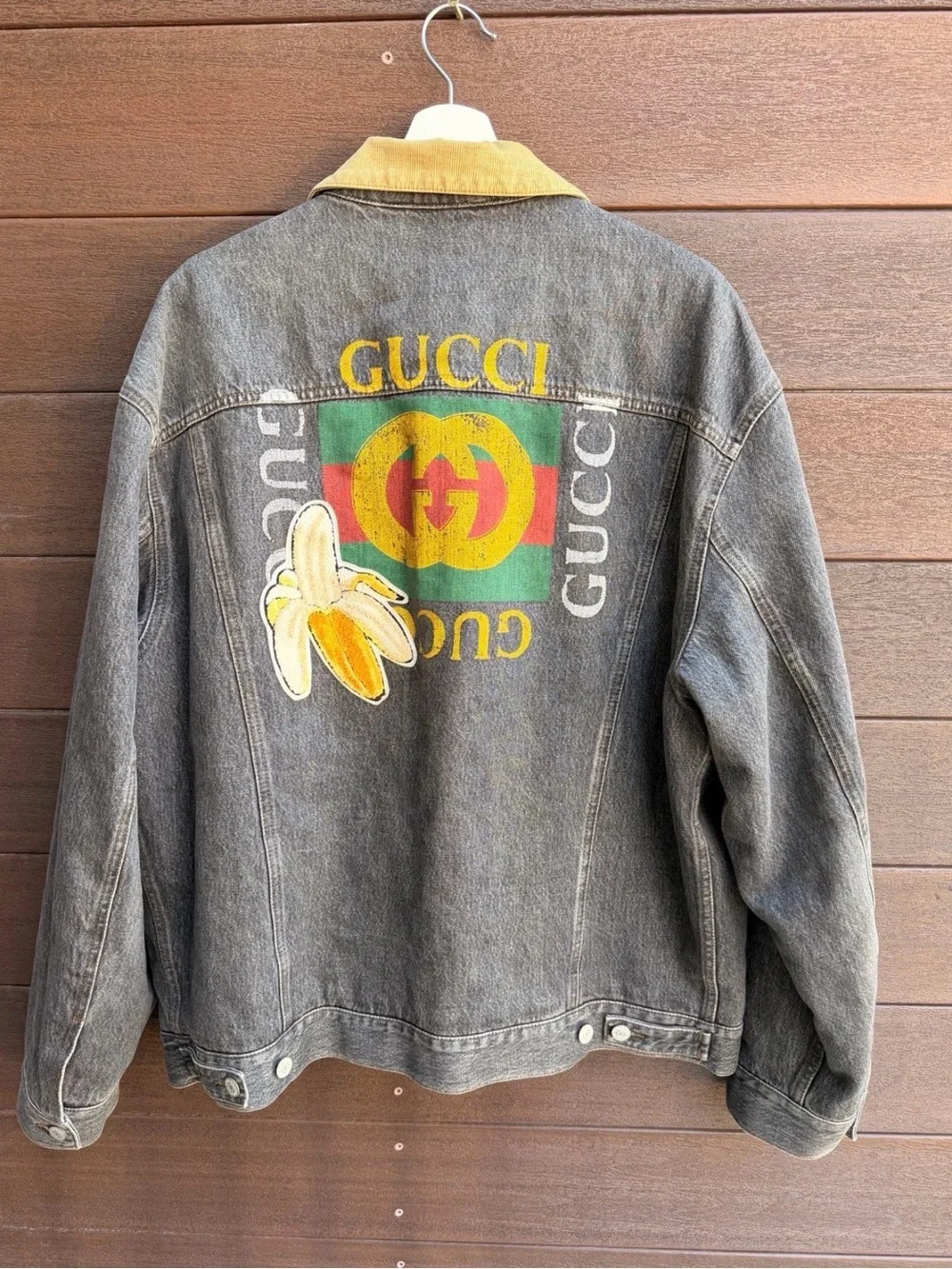 Gucci casual gray